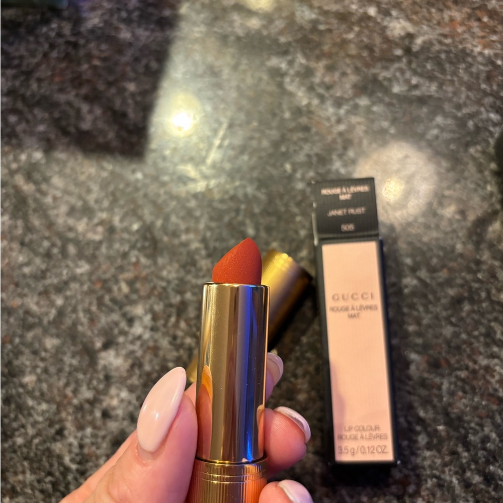 Gucci 505 Janet Rust Rouge à Lèvres Mat Lipstick - Vibrant Red NIB $50 retail